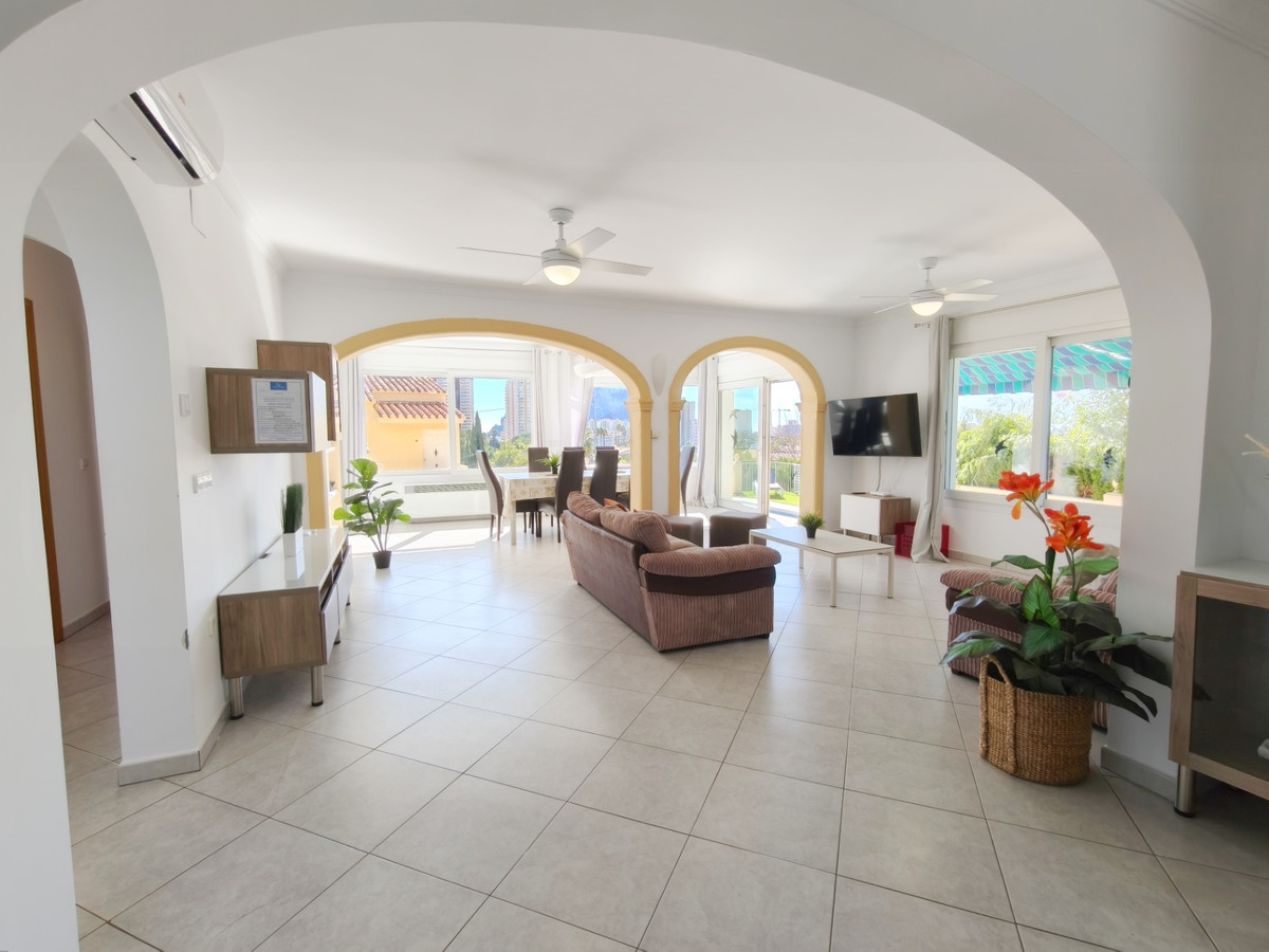 Se vende Villa - Chalet de 3 dormitorios en Costa Blanca, Alicante, España