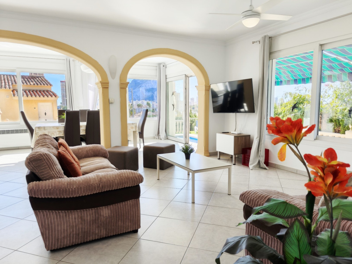 Se vende Villa - Chalet de 3 dormitorios en Costa Blanca, Alicante, España