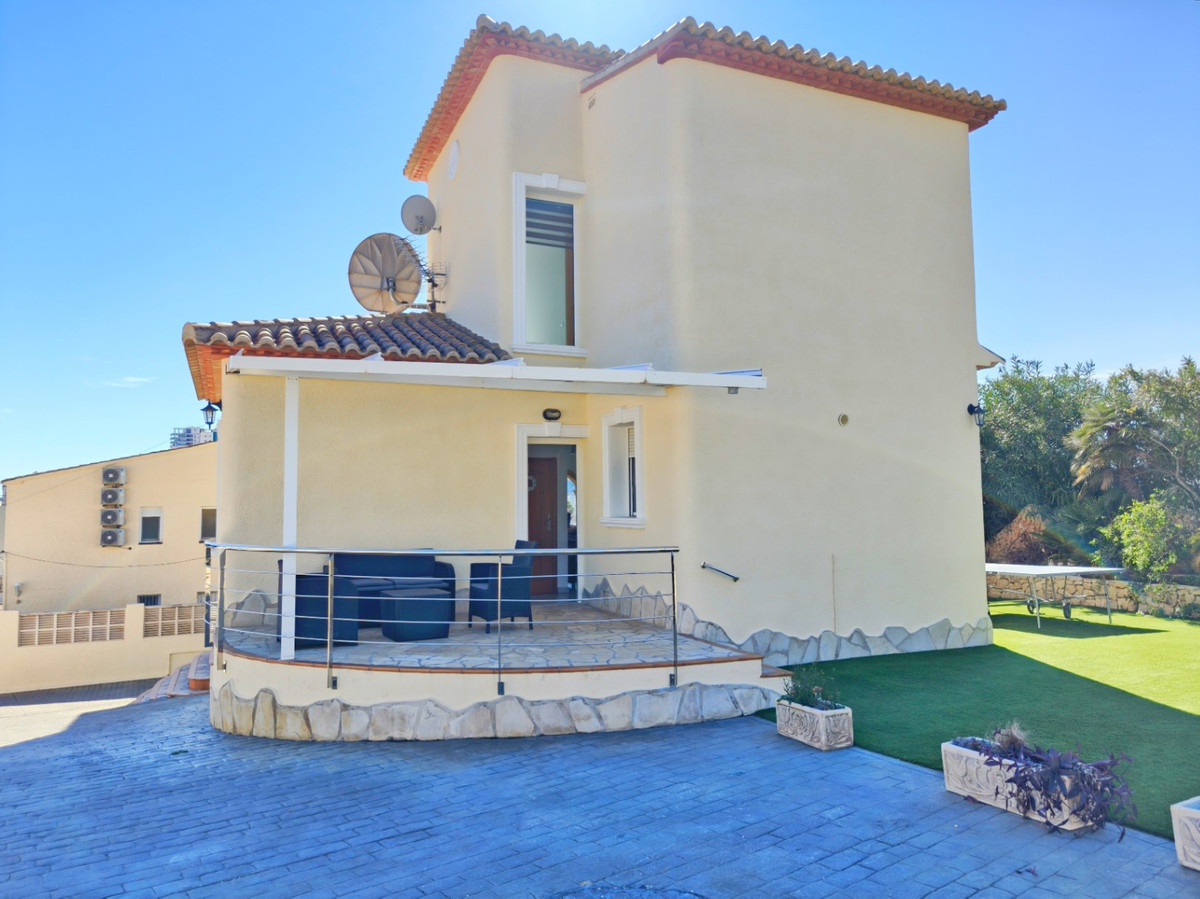 Se vende Villa - Chalet de 3 dormitorios en Costa Blanca, Alicante, España