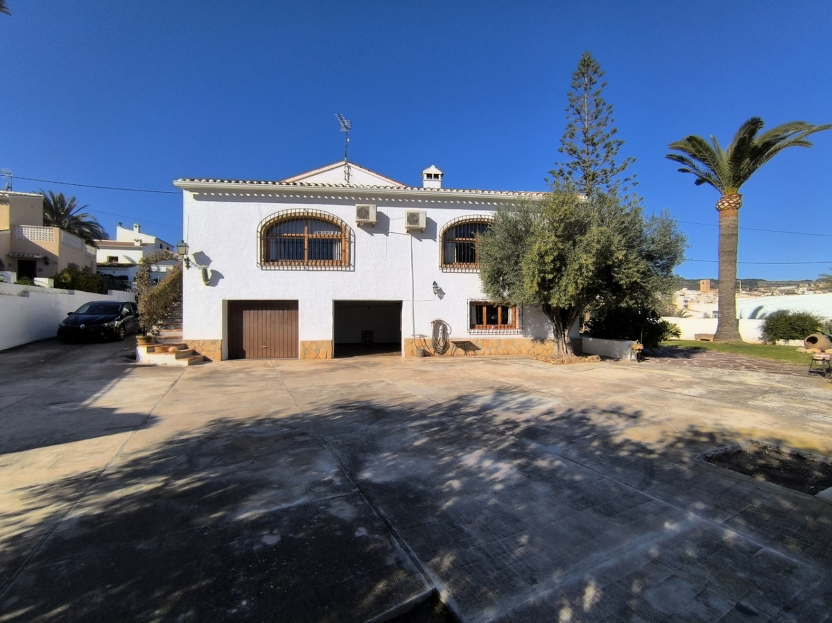 6 Bed Townhouse for sale in Javea Costa Blanca, Alicante, Spain
