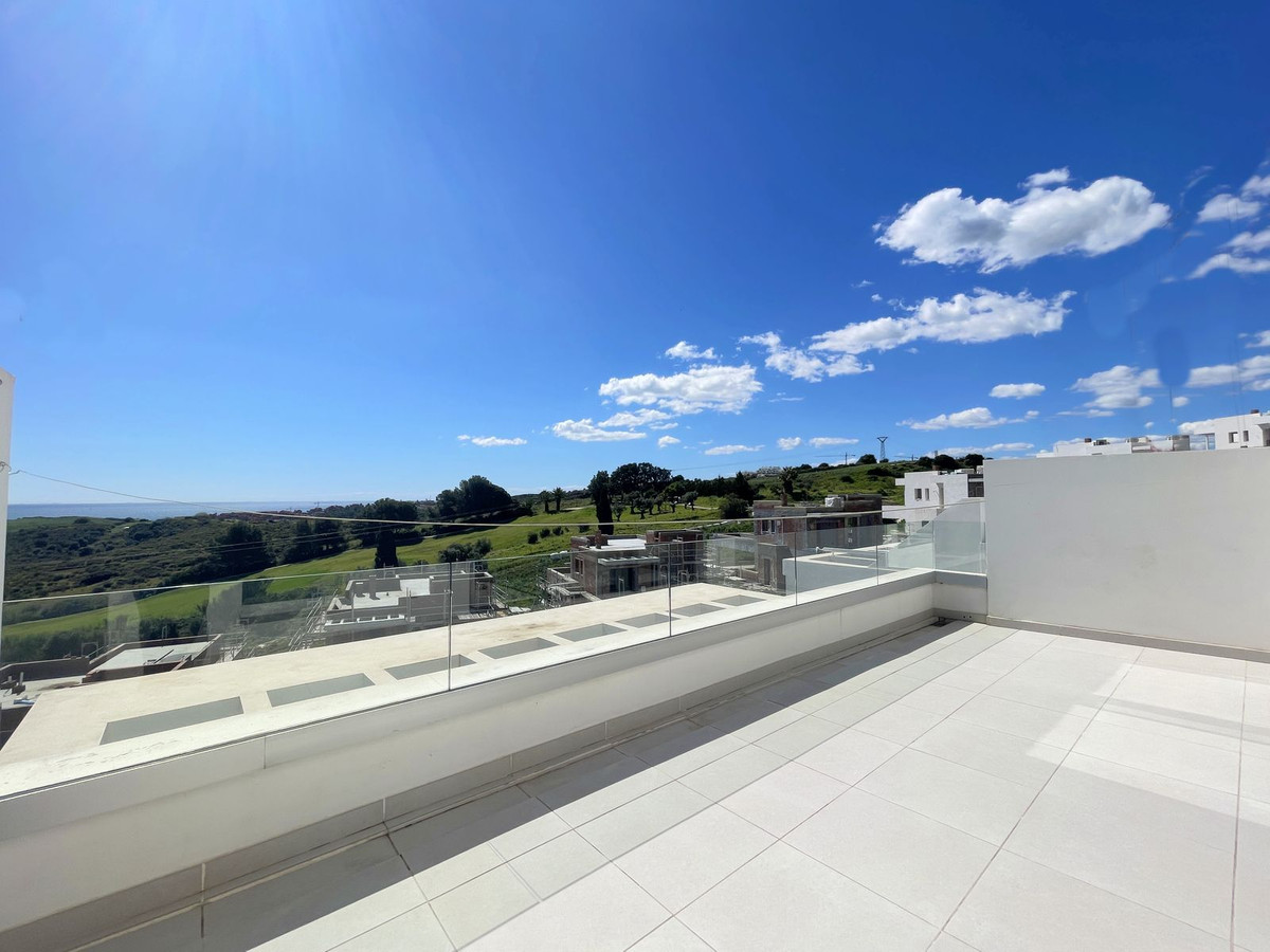 3 Bed Apartment for sale in Estepona Costa Del Sol, Málaga, Spain