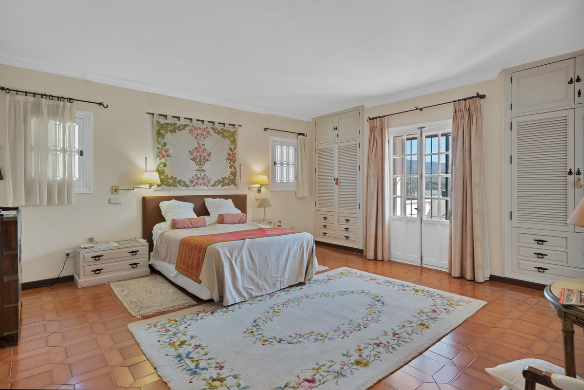 Se vende Villa - Chalet de 6 dormitorios en Costa Del Sol, Málaga, España