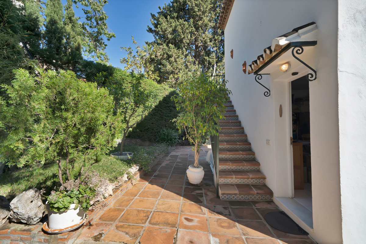 Se vende Villa - Chalet de 6 dormitorios en Costa Del Sol, Málaga, España