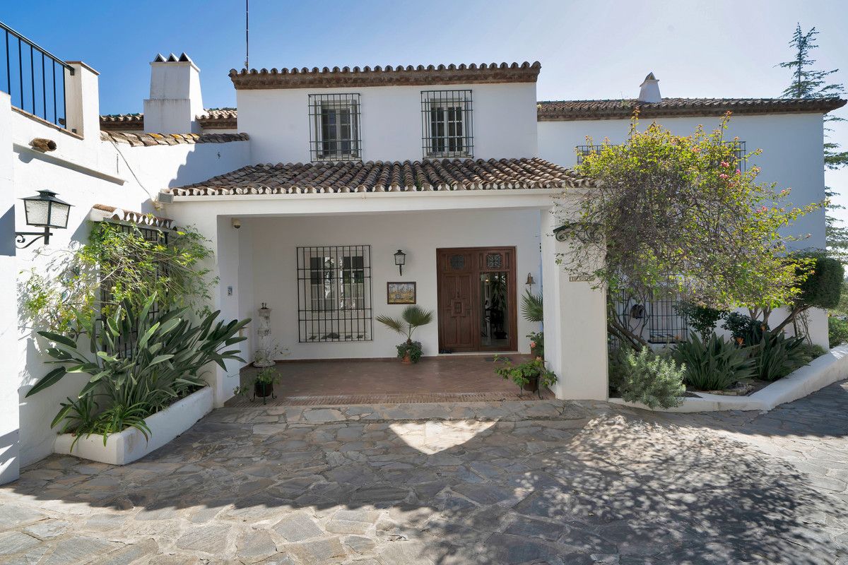 Se vende Villa - Chalet de 6 dormitorios en Costa Del Sol, Málaga, España