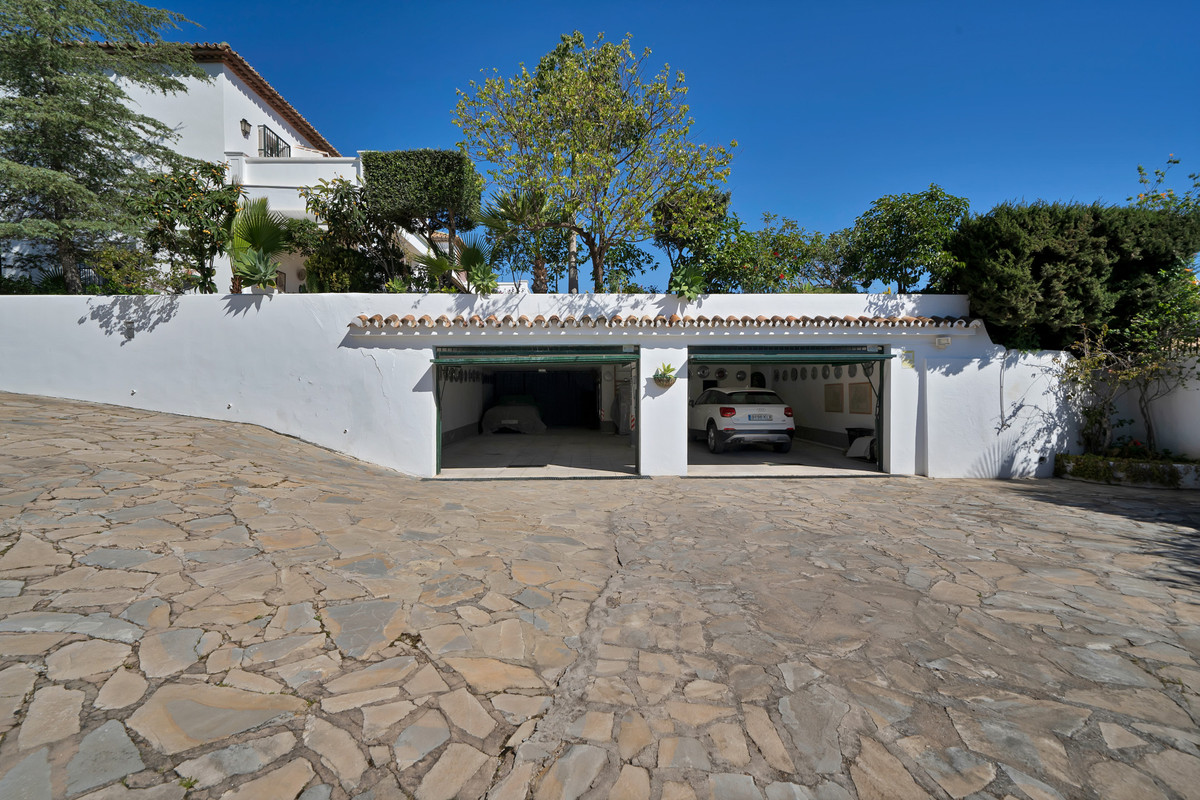 Se vende Villa - Chalet de 6 dormitorios en Costa Del Sol, Málaga, España