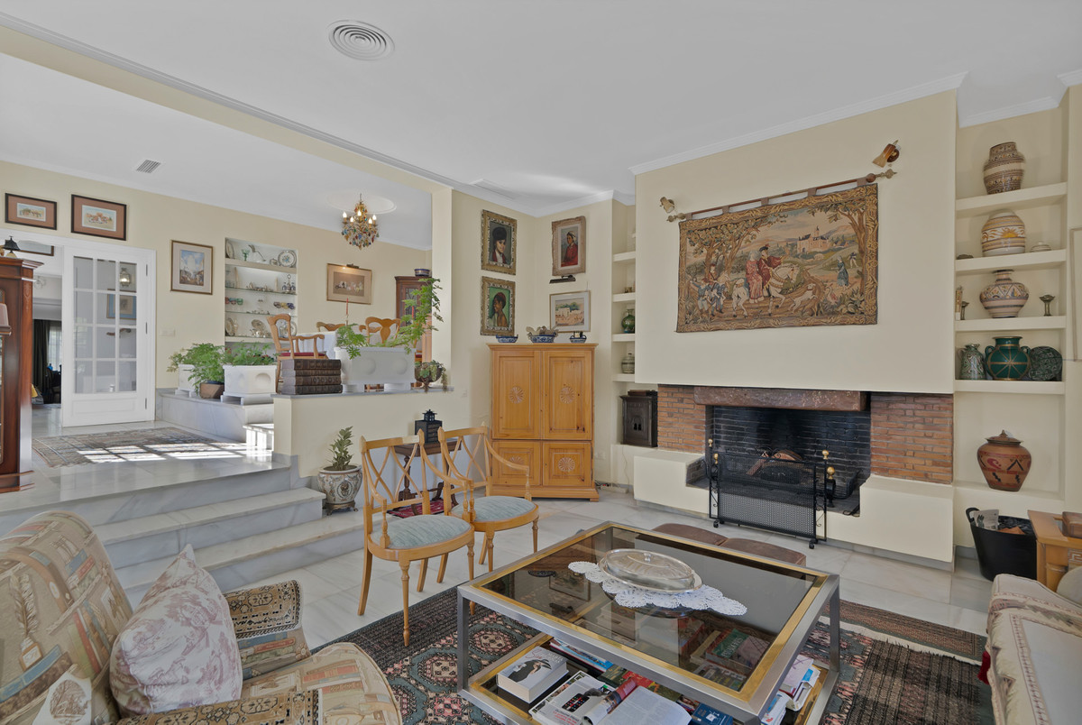Se vende Villa - Chalet de 6 dormitorios en Costa Del Sol, Málaga, España
