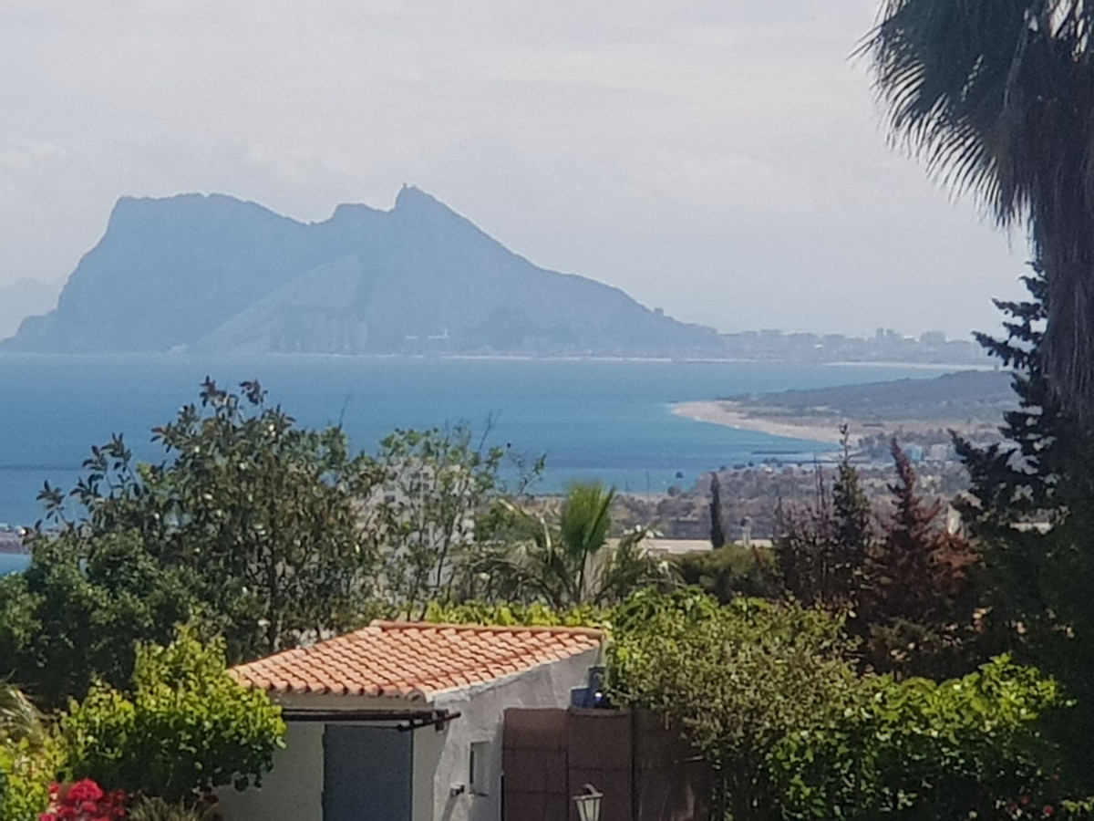 Se vende Terreno Urbano  en Costa Del Sol, Cadiz, España