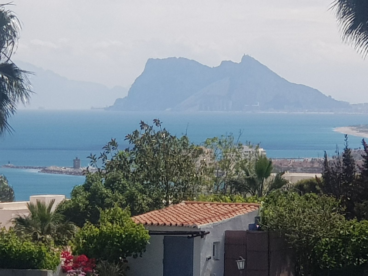 Se vende Terreno Urbano  en Costa Del Sol, Cadiz, España