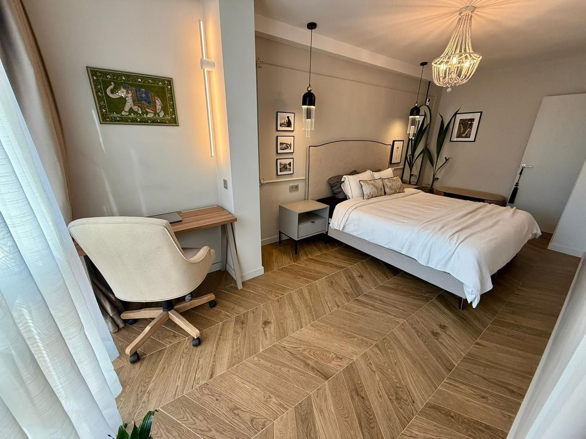 3 Bed Apartment for sale in Fuengirola Costa Del Sol, Málaga, Spain