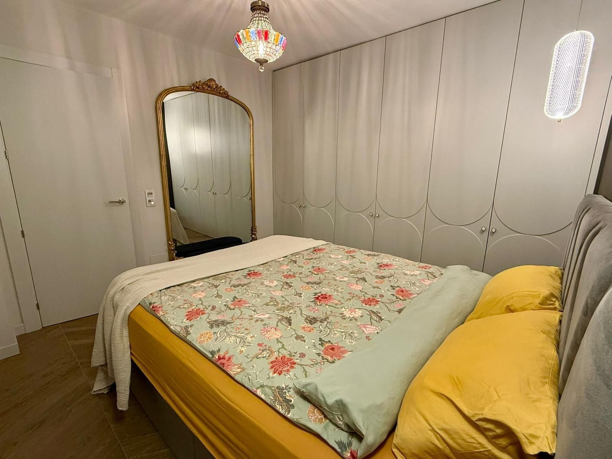 3 Bed Apartment for sale in Fuengirola Costa Del Sol, Málaga, Spain