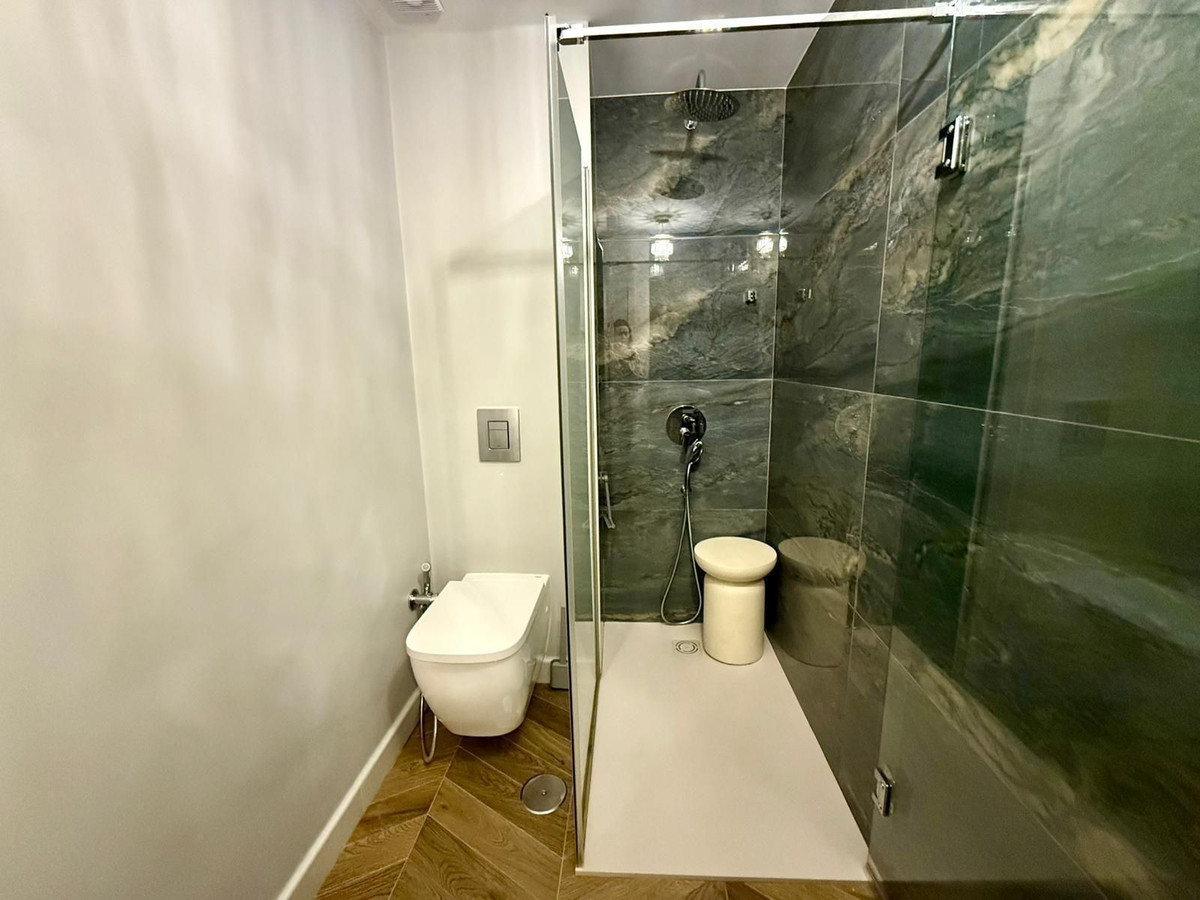 3 Bed Apartment for sale in Fuengirola Costa Del Sol, Málaga, Spain