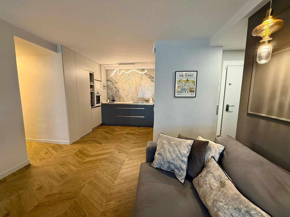 3 Bed Apartment for sale in Fuengirola Costa Del Sol, Málaga, Spain