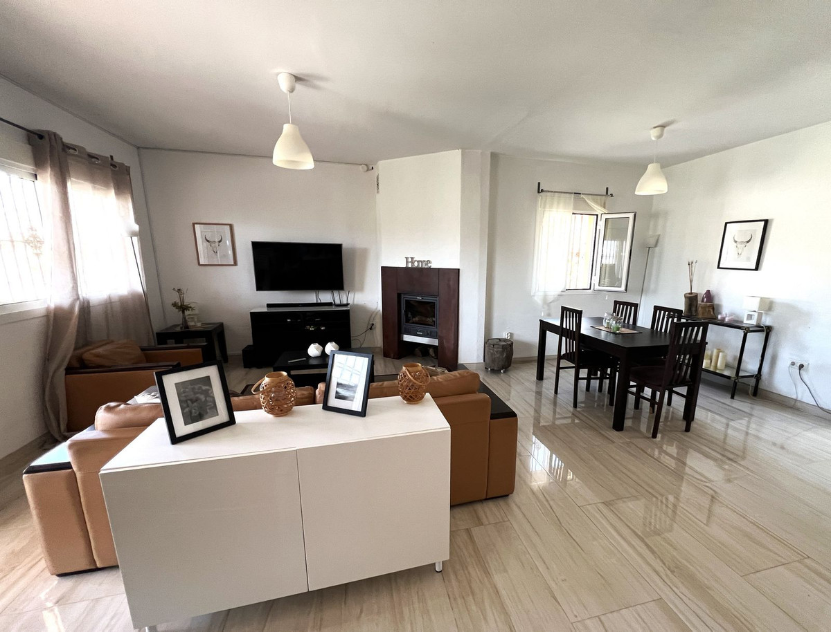 3 Bed Townhouse for sale in Canillas De Aceituno Costa Del Sol East, Málaga, Spain