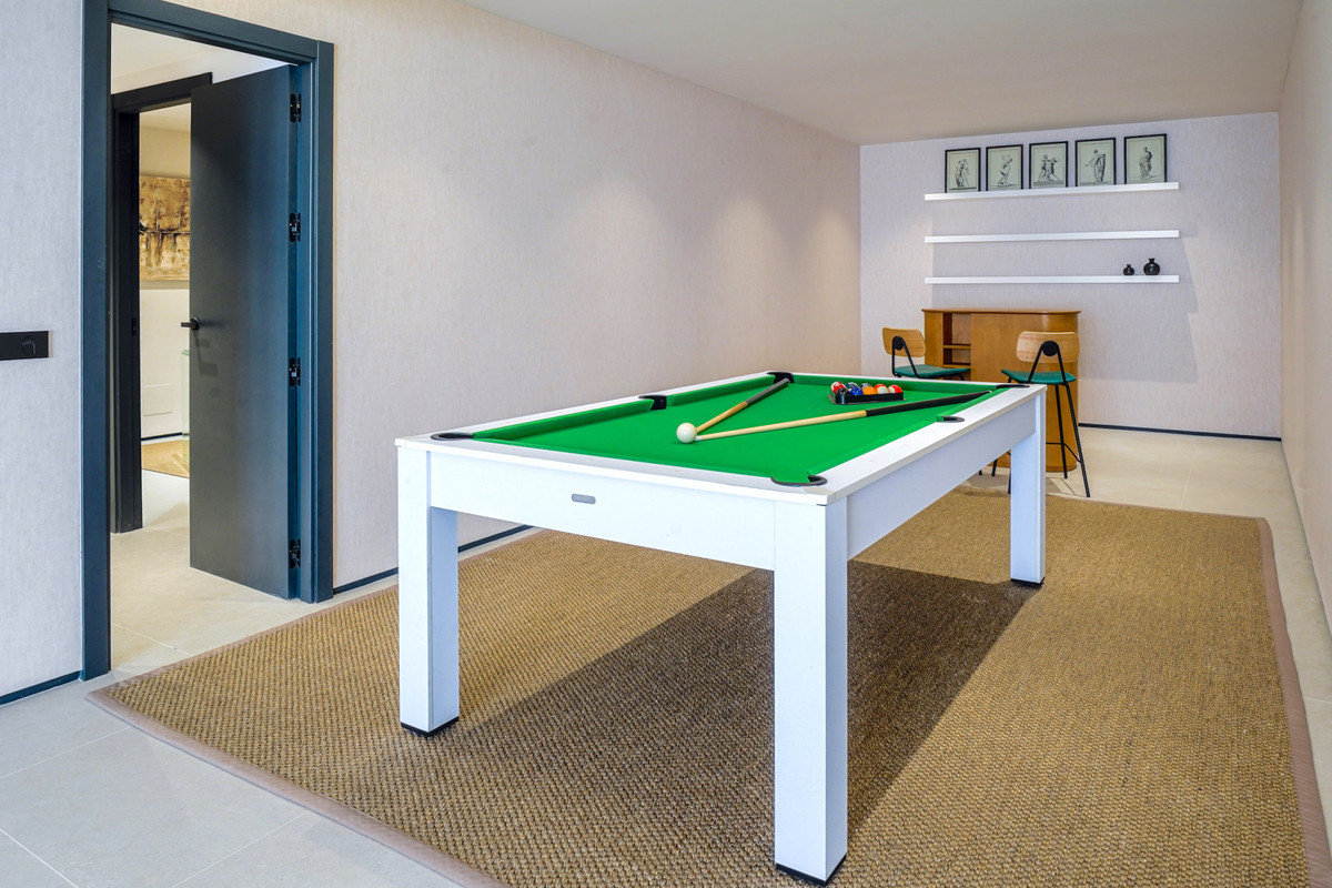 Se vende Villa - Chalet de 5 dormitorios en Costa Del Sol, Málaga, España