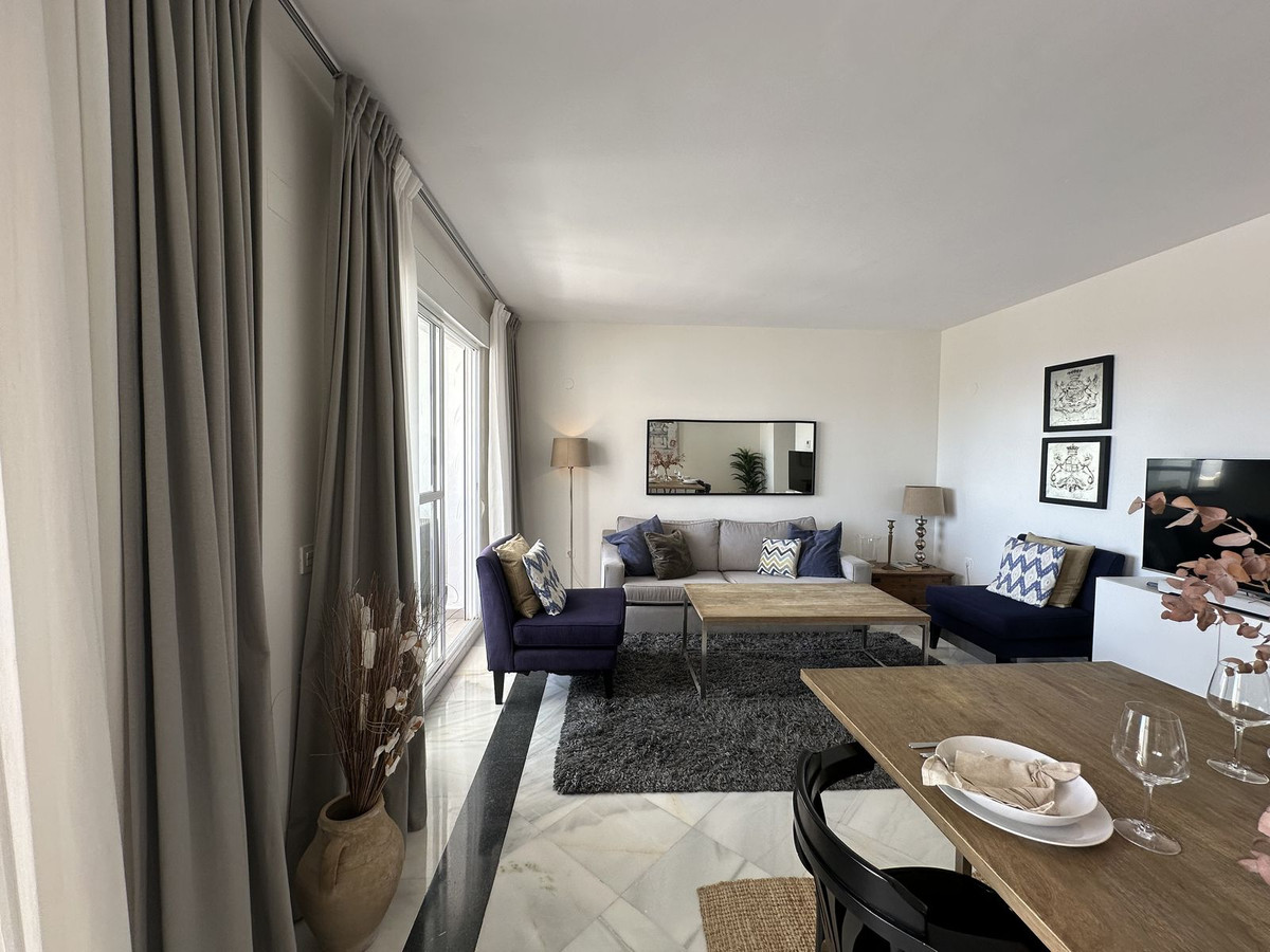 2 Bed Apartment for sale in Nueva Andalucía Costa Del Sol, Málaga, Spain
