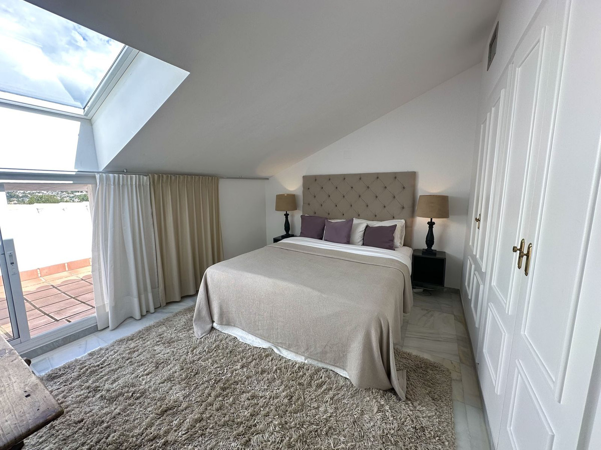 2 Bed Apartment for sale in Nueva Andalucía Costa Del Sol, Málaga, Spain