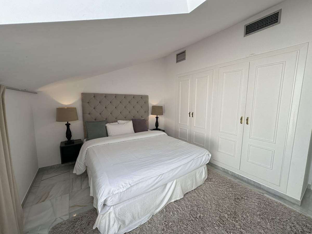 2 Bed Apartment for sale in Nueva Andalucía Costa Del Sol, Málaga, Spain