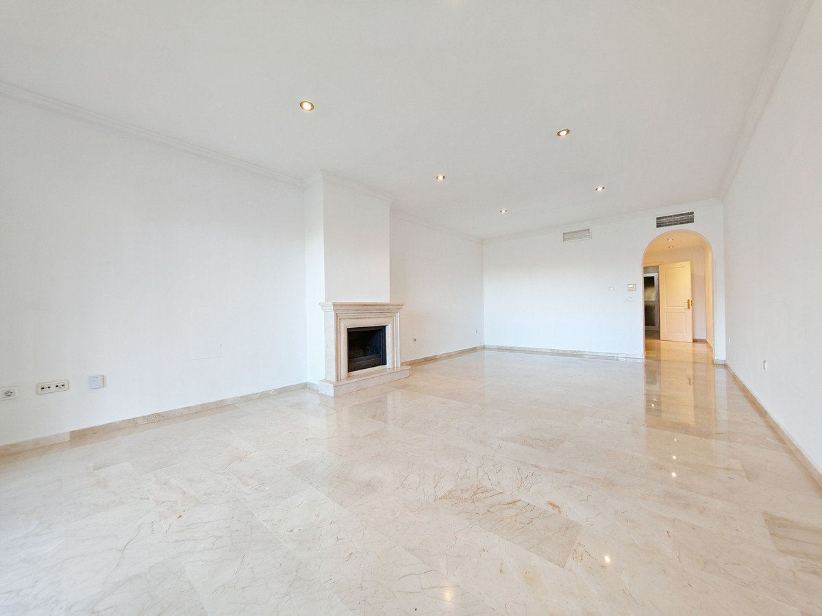 2 Bed Apartment for sale in Elviria Costa Del Sol, Málaga, Spain