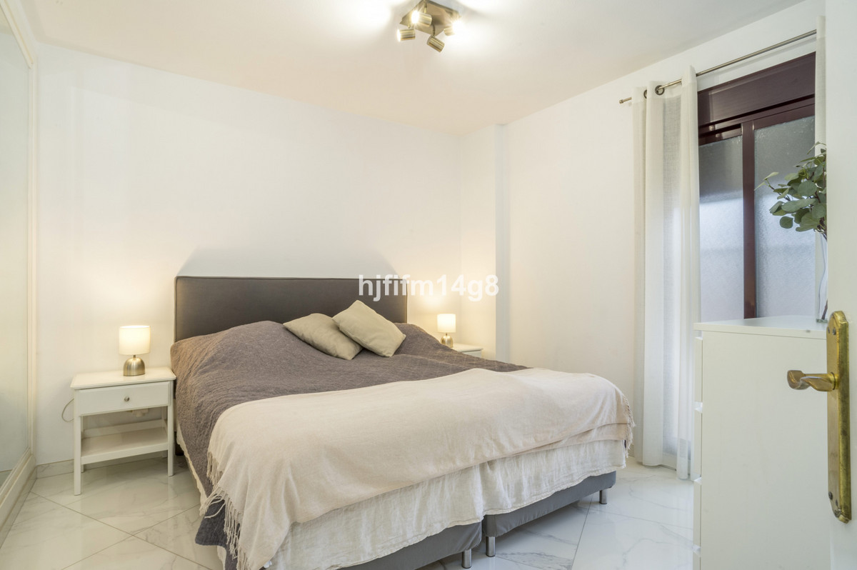 3 Bed Apartment for sale in Nueva Andalucía Costa Del Sol, Málaga, Spain
