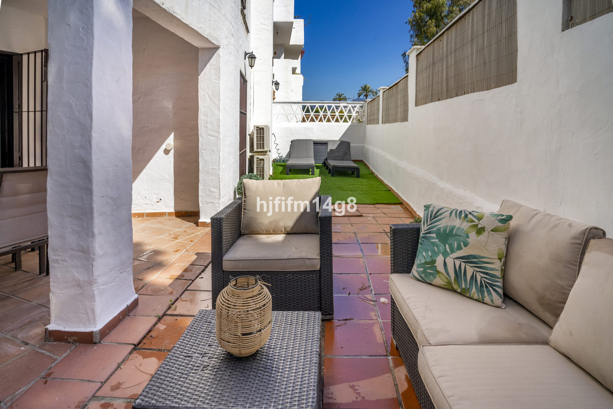 3 Bed Apartment for sale in Nueva Andalucía Costa Del Sol, Málaga, Spain