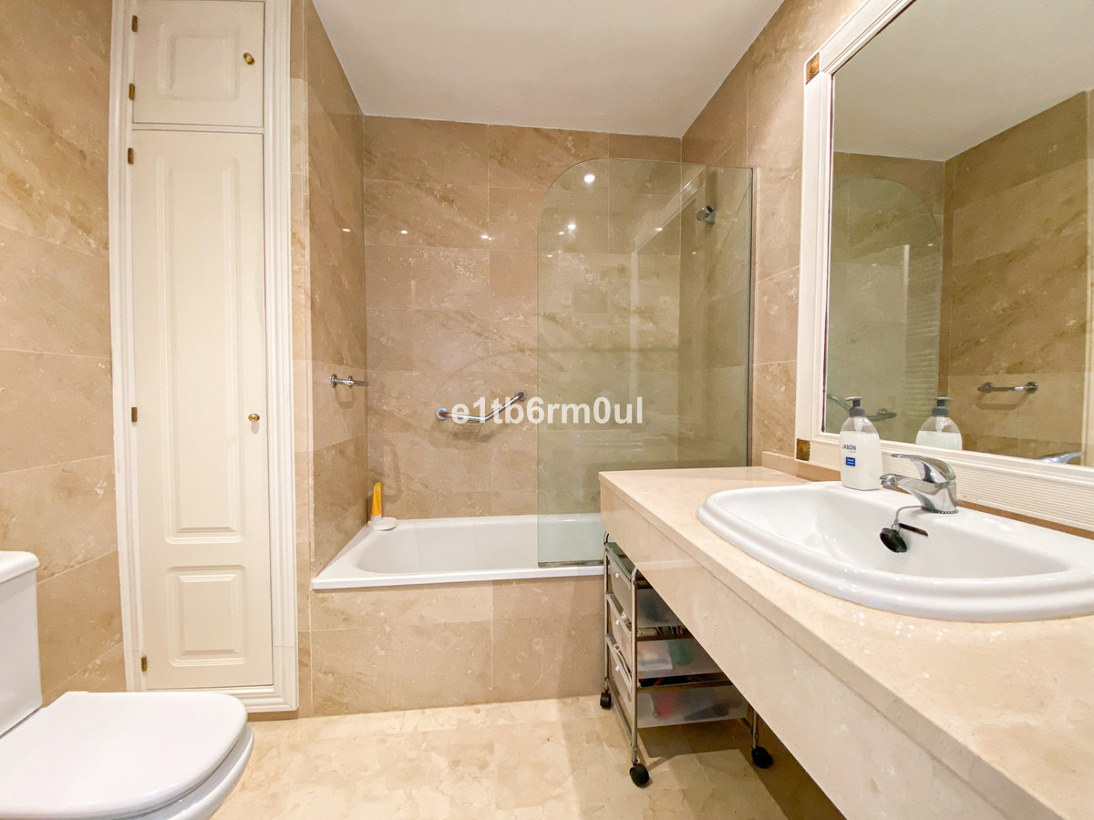 Se vende Ático Dúplex de 3 dormitorios en Costa Del Sol, Málaga, España