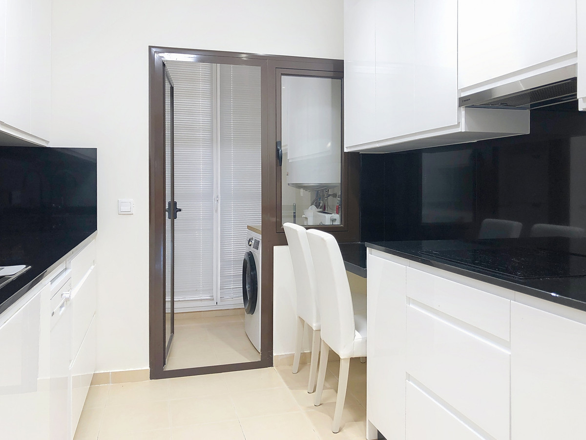 Se vende Apartamento Planta Media de 3 dormitorios en Costa Del Sol, Málaga, España
