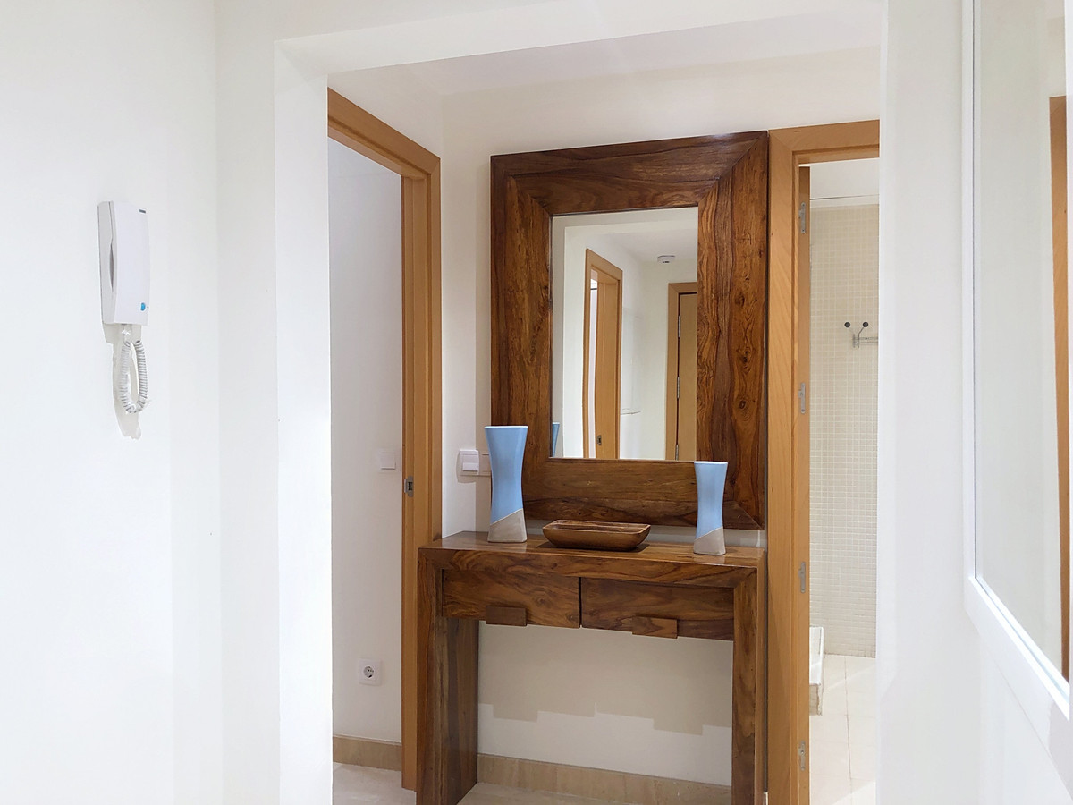 Se vende Apartamento Planta Media de 3 dormitorios en Costa Del Sol, Málaga, España