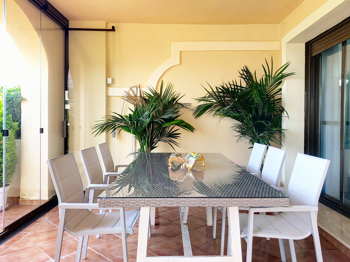 Se vende Apartamento Planta Media de 3 dormitorios en Costa Del Sol, Málaga, España