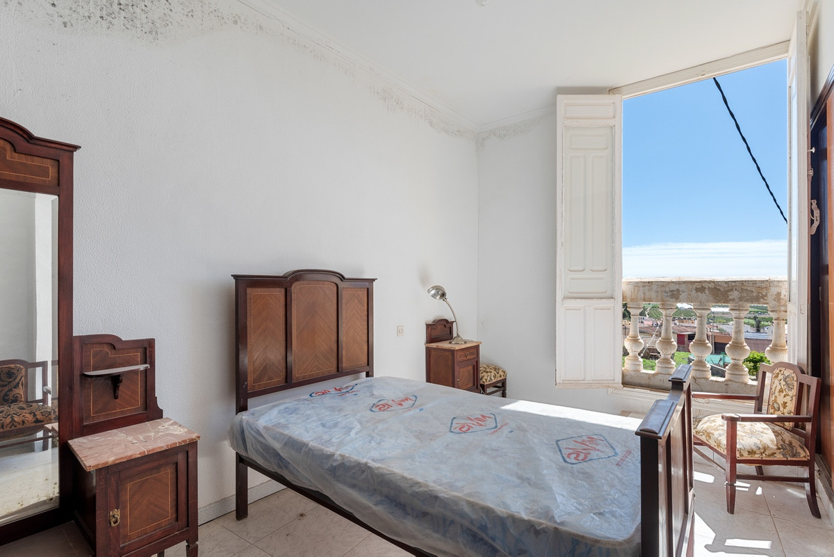 7 Bed Townhouse for sale in Orihuela Costa Blanca, Alicante, Spain