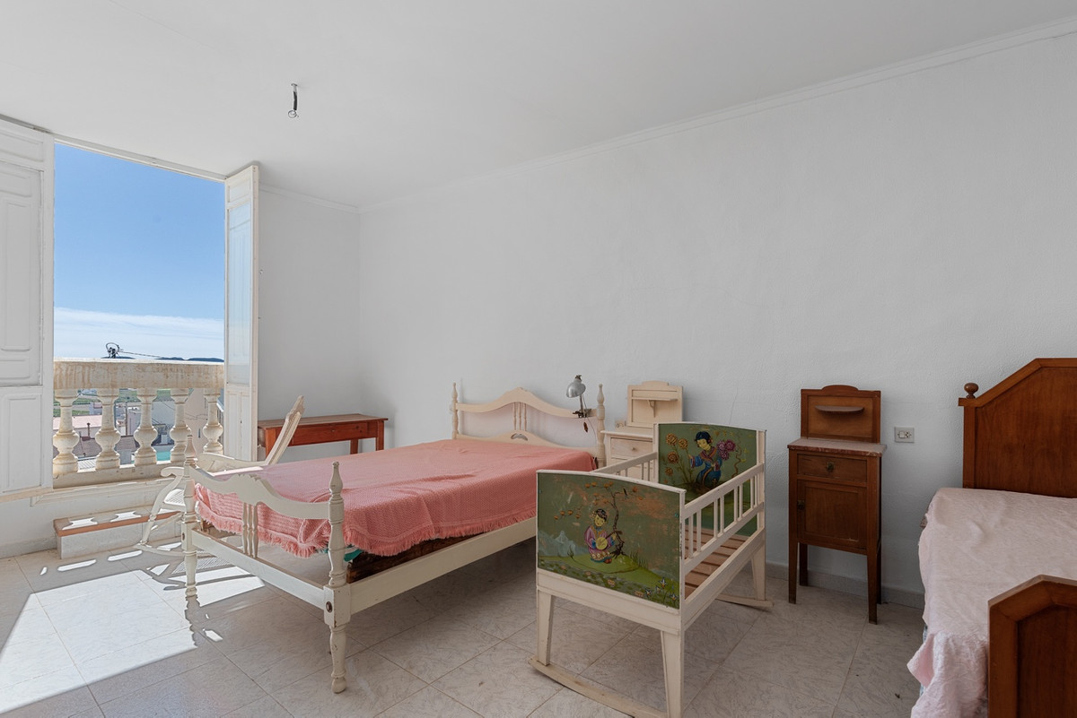 7 Bed Townhouse for sale in Orihuela Costa Blanca, Alicante, Spain