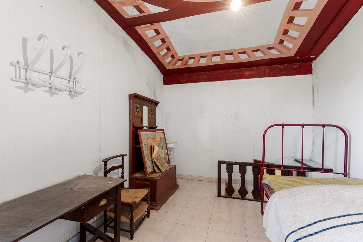 7 Bed Townhouse for sale in Orihuela Costa Blanca, Alicante, Spain