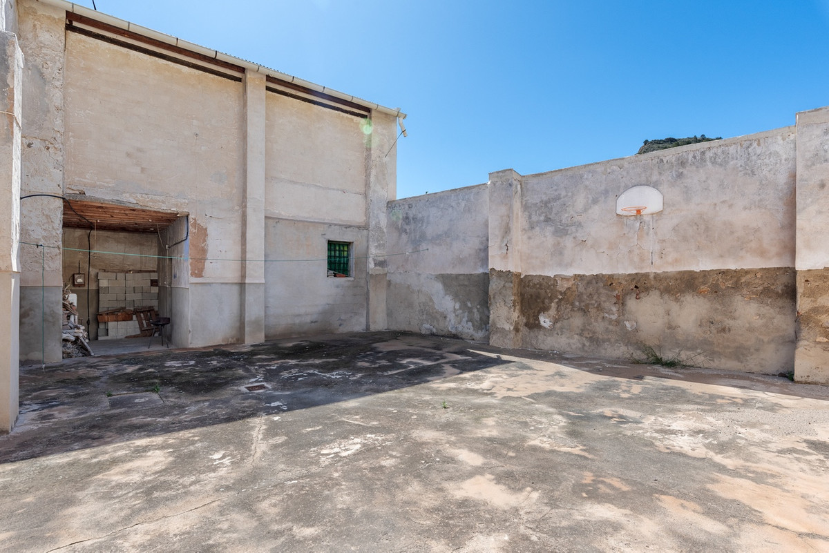7 Bed Townhouse for sale in Orihuela Costa Blanca, Alicante, Spain