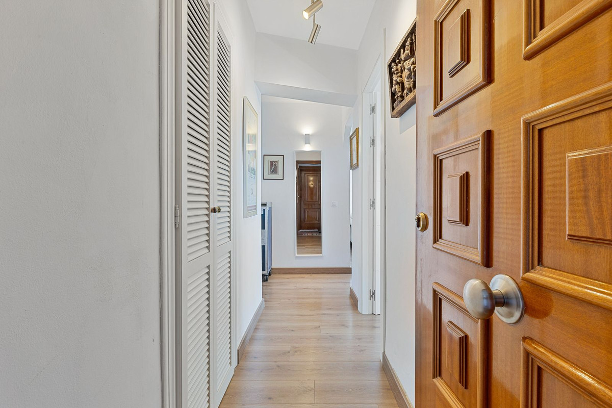 2 Bed Apartment for sale in Torremolinos Costa Del Sol, Málaga, Spain