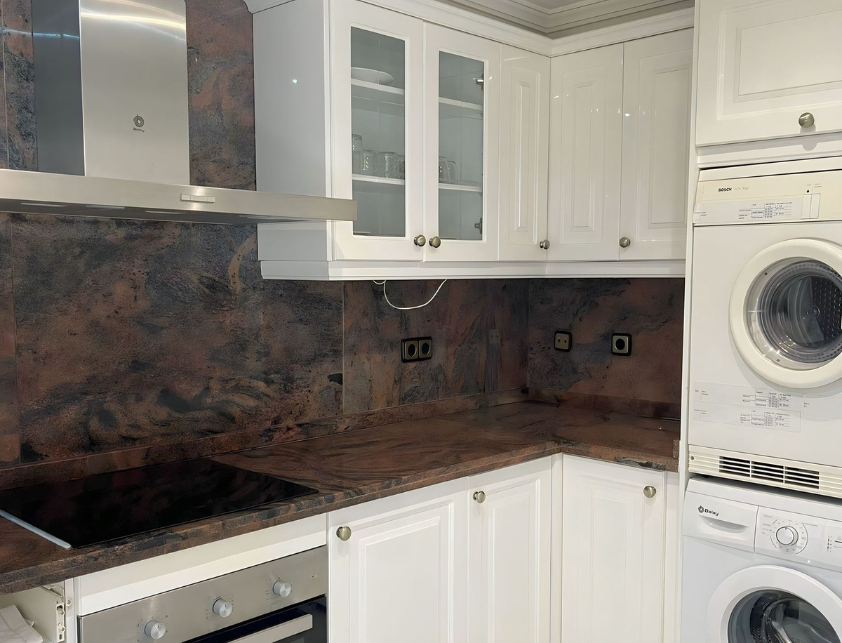 2 Bed Apartment for sale in Nueva Andalucía Costa Del Sol, Málaga, Spain
