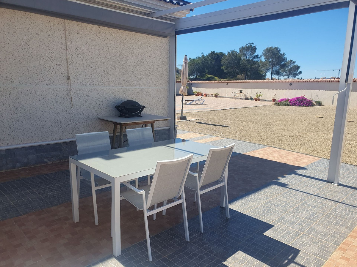4 Bed Townhouse for sale in Algorfa Costa Blanca, Alicante, Spain