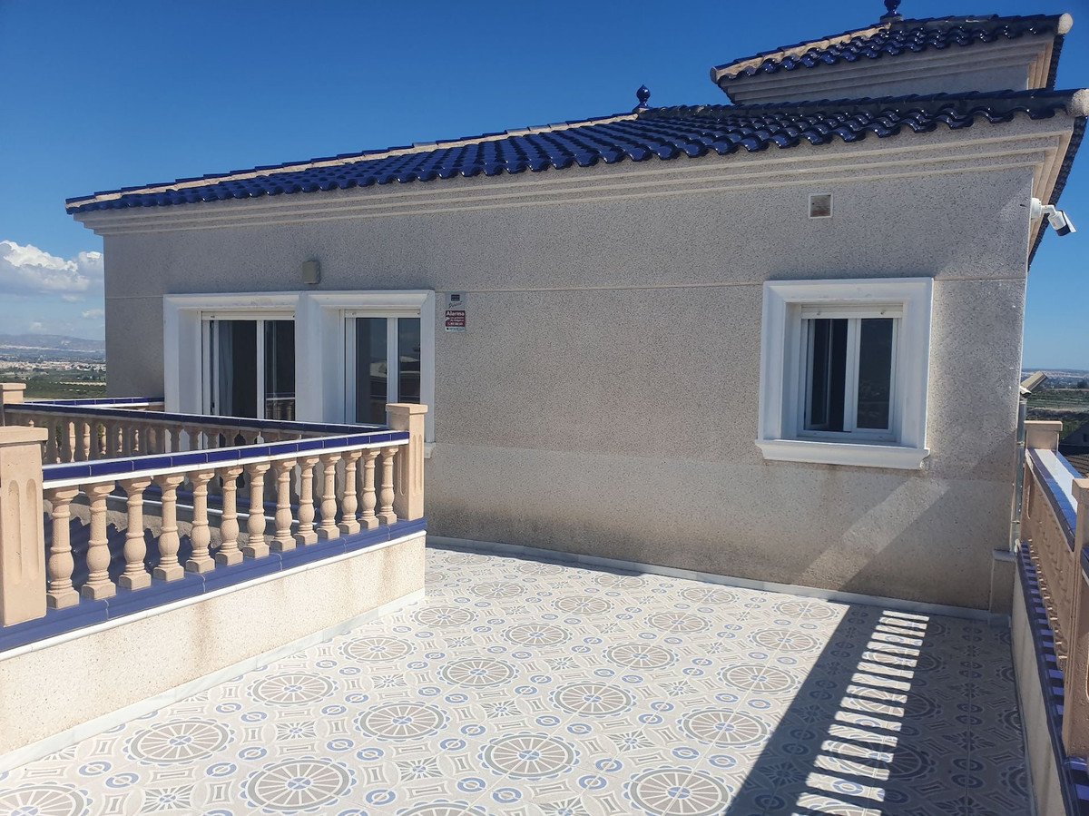 4 Bed Townhouse for sale in Algorfa Costa Blanca, Alicante, Spain