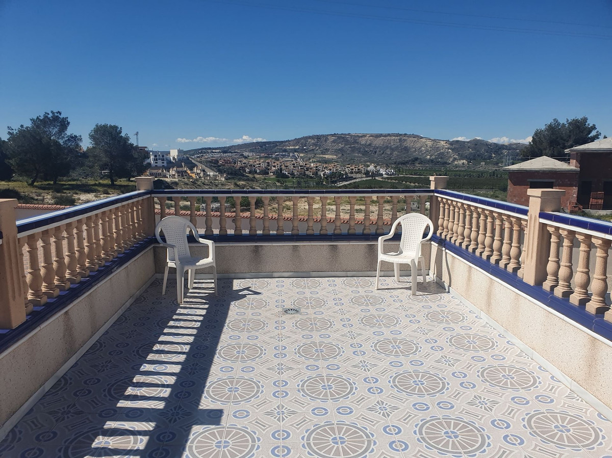 4 Bed Townhouse for sale in Algorfa Costa Blanca, Alicante, Spain