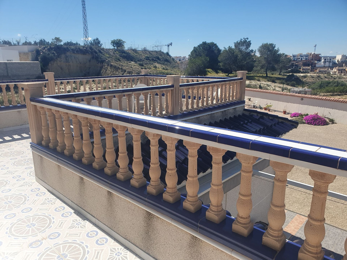 4 Bed Townhouse for sale in Algorfa Costa Blanca, Alicante, Spain