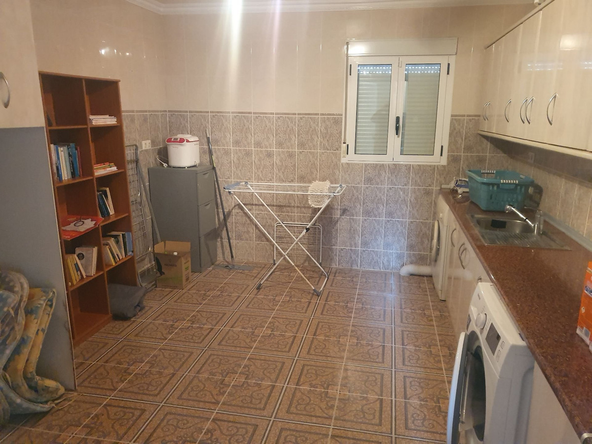4 Bed Townhouse for sale in Algorfa Costa Blanca, Alicante, Spain