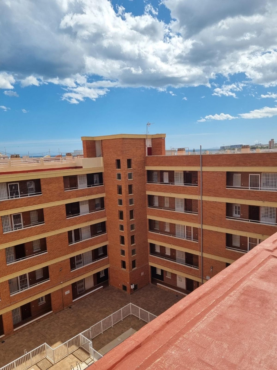 Se vende Ático de 2 dormitorios en Costa Blanca, Alicante, España