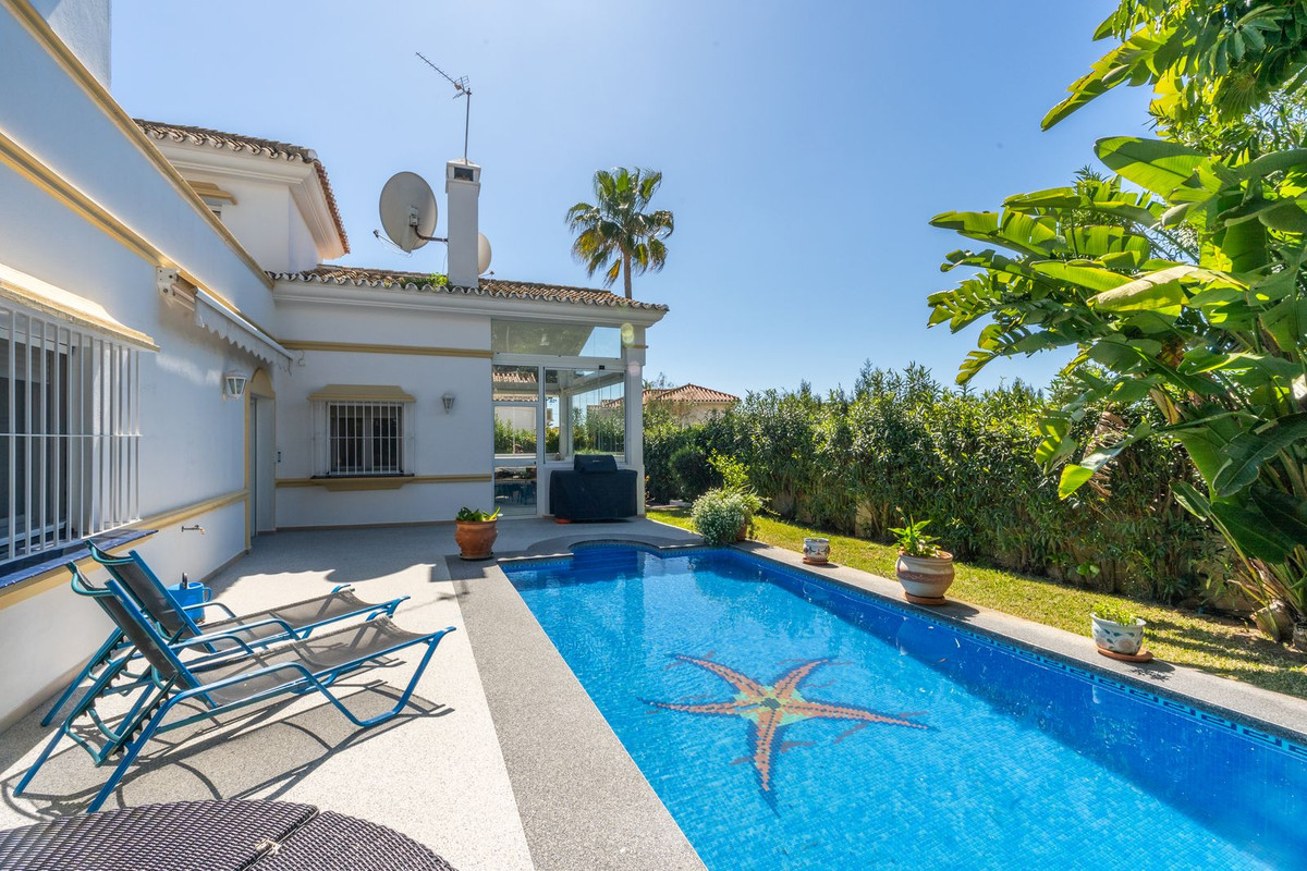 3 Bed Townhouse for sale in Marbesa Costa Del Sol, Málaga, Spain