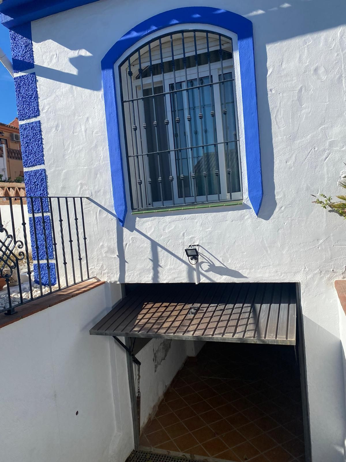 3 Bed Townhouse for sale in Coín Costa Del Sol, Málaga, Spain