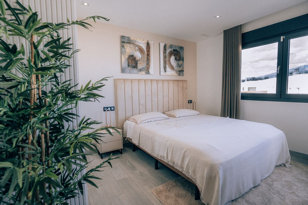 Se vende Villa - Chalet de 3 dormitorios en Costa Blanca, Alicante, España