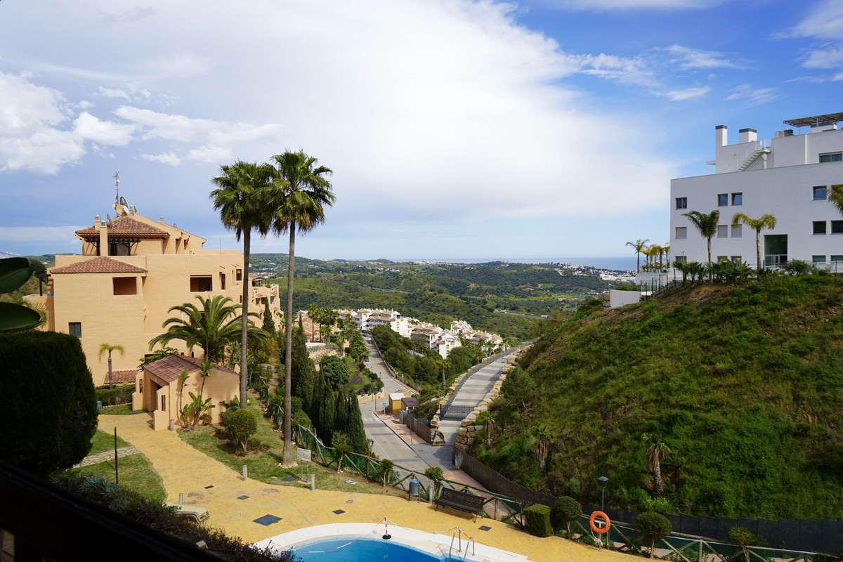 2 Bed Apartment for sale in Mijas Costa Del Sol, Málaga, Spain