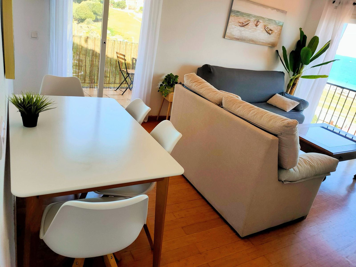 2 Bed Apartment for sale in Fuengirola Costa Del Sol, Málaga, Spain