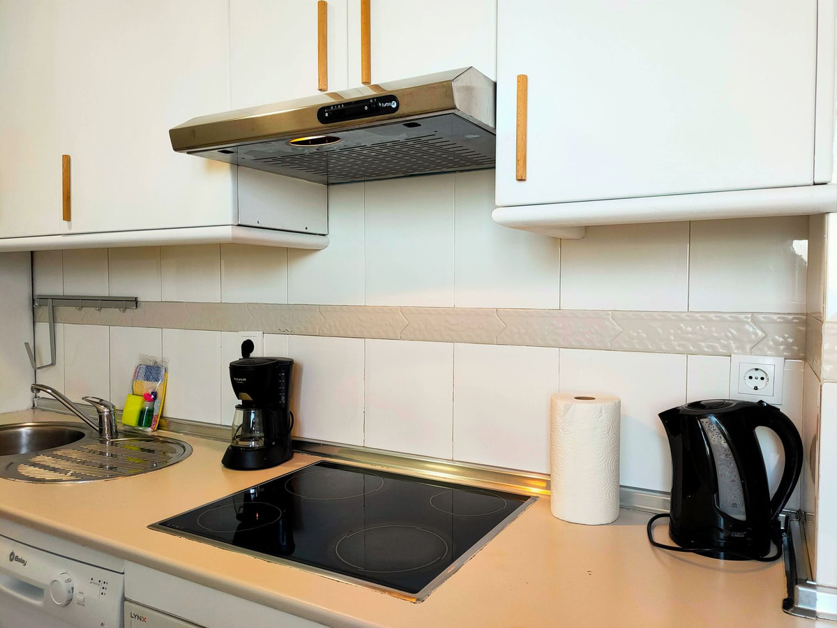 2 Bed Apartment for sale in Fuengirola Costa Del Sol, Málaga, Spain
