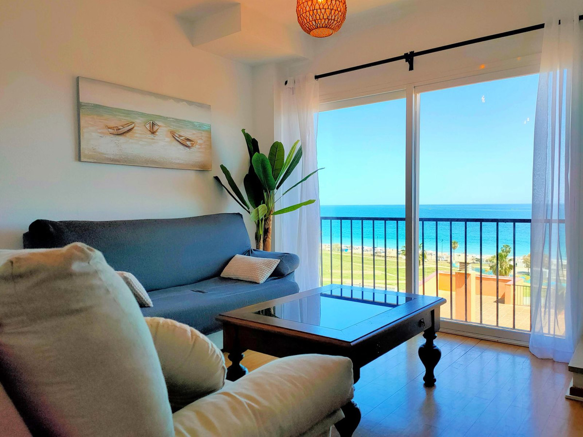 2 Bed Apartment for sale in Fuengirola Costa Del Sol, Málaga, Spain