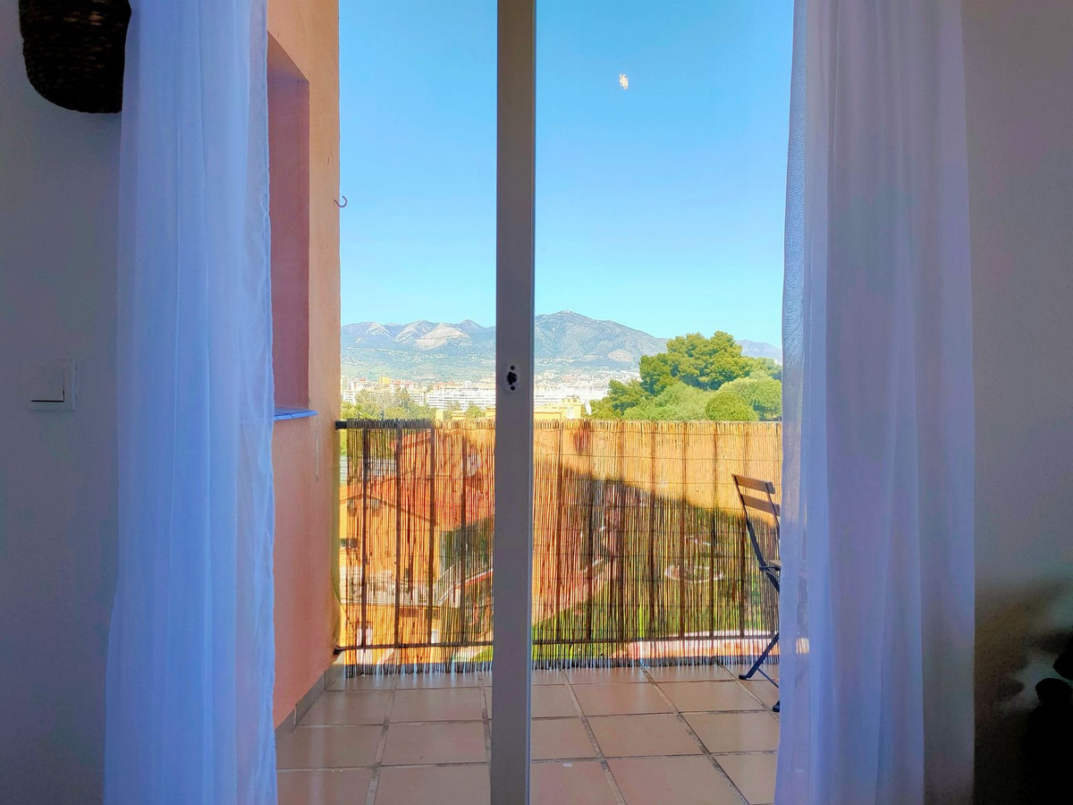 2 Bed Apartment for sale in Fuengirola Costa Del Sol, Málaga, Spain