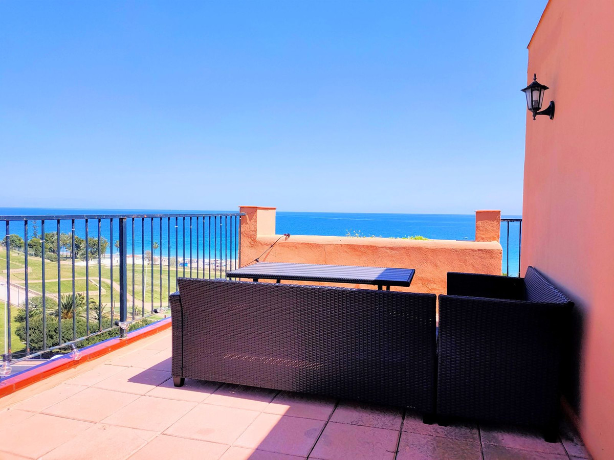 2 Bed Apartment for sale in Fuengirola Costa Del Sol, Málaga, Spain
