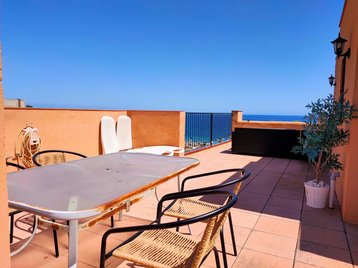 2 Bed Apartment for sale in Fuengirola Costa Del Sol, Málaga, Spain